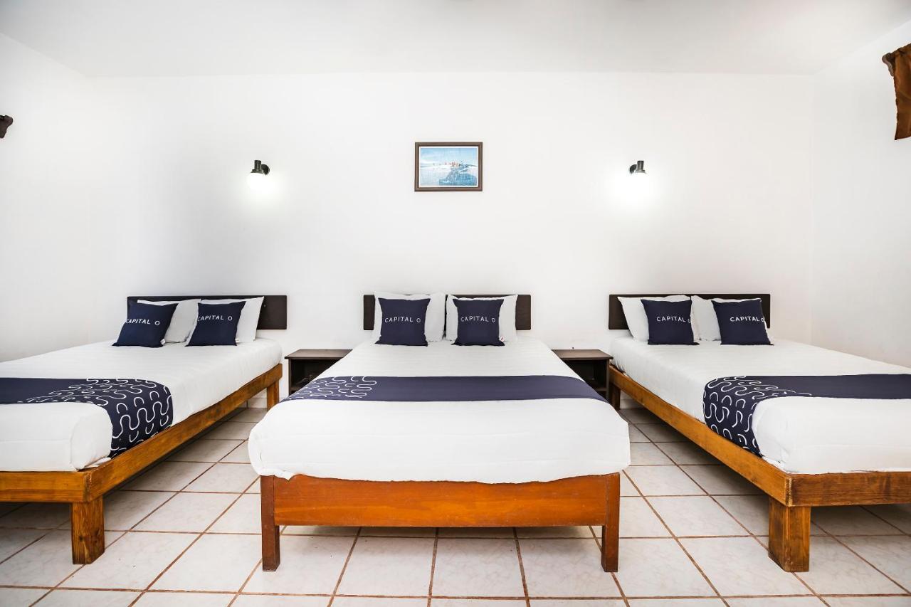 Hotel Capital O Oxtankah,Chetumal Bay Calderitas Esterno foto