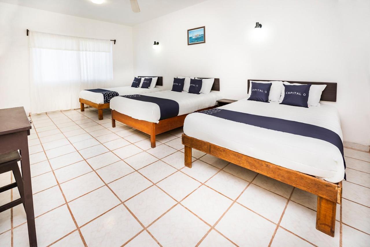 Hotel Capital O Oxtankah,Chetumal Bay Calderitas Esterno foto